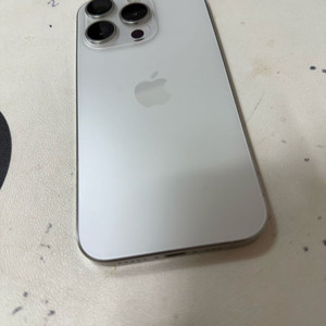 아이폰15프로 128기가 배터리87%