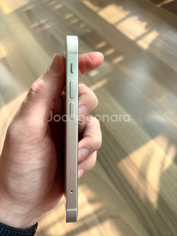 아이폰 13 미니 128GB 화이트 + 정품케이스 + Moment 영상용 케이스 등--4