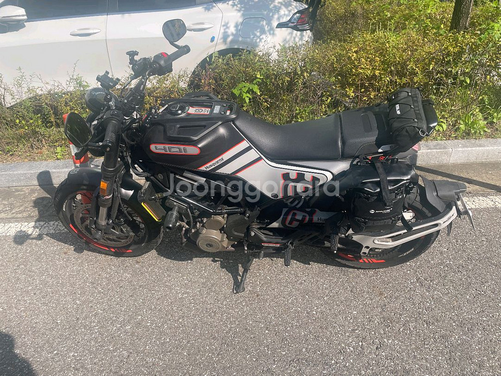 허스크바나 401 23년식 판매합니다--2