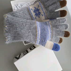 Beaker 노르딕 패턴 장갑 (미사용)