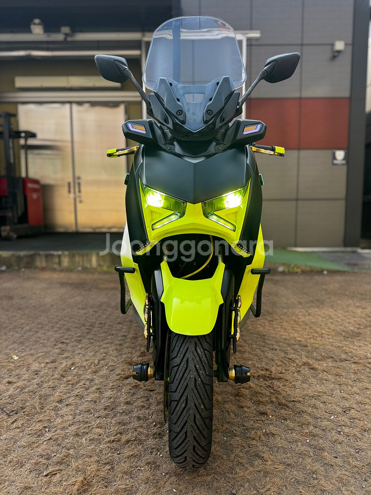 아크라구변완] 24년형 Xmax300 6만Km 판매합니다--2