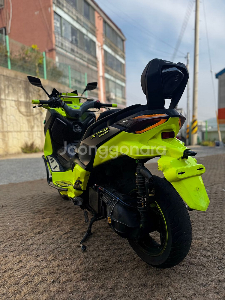 아크라구변완] 24년형 Xmax300 6만Km 판매합니다--6