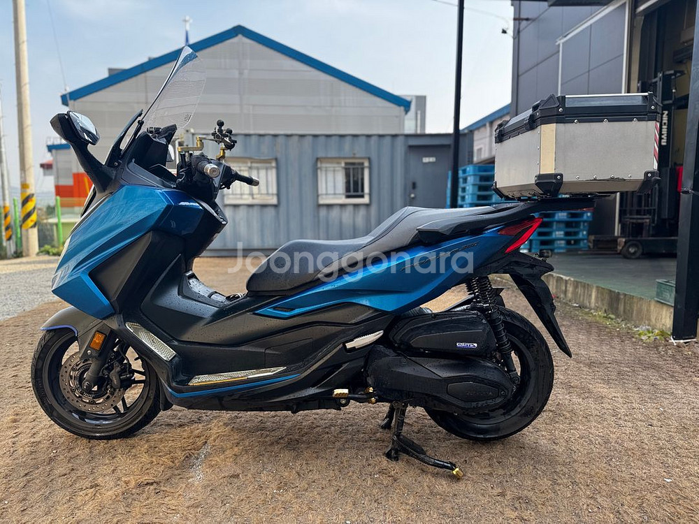 혼다 포르자350 24년형 4만Km 판매합니다.--4