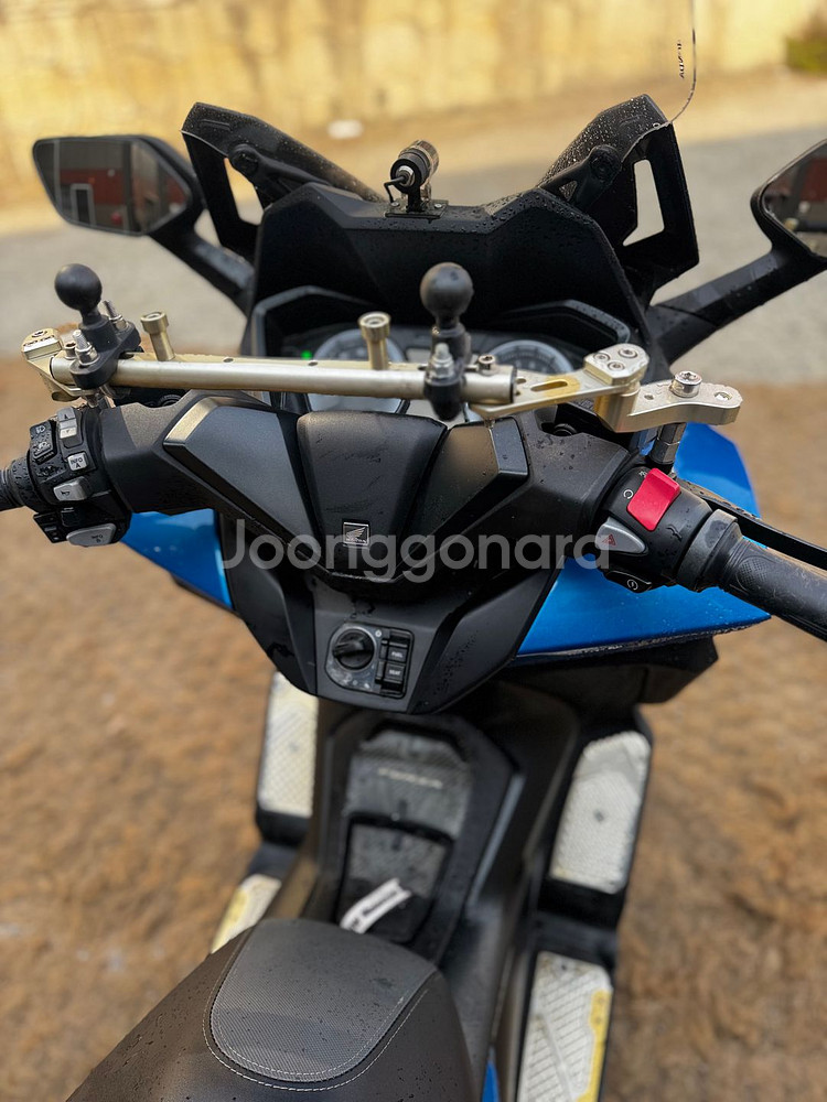 혼다 포르자350 24년형 4만Km 판매합니다.--8