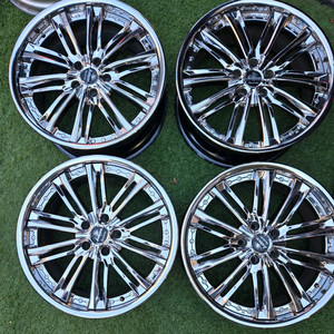 정품웨즈크란제 아쿠에르도 19인치 화이트크롬휠