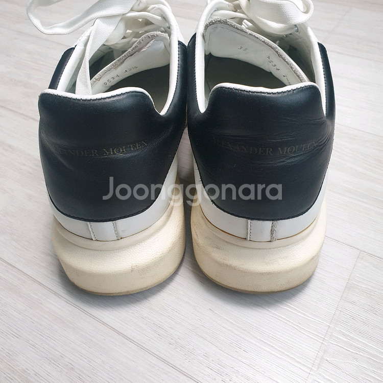 알렉산더 맥퀸 오버솔 스니커즈 42.5 국내 270 275사이즈--4