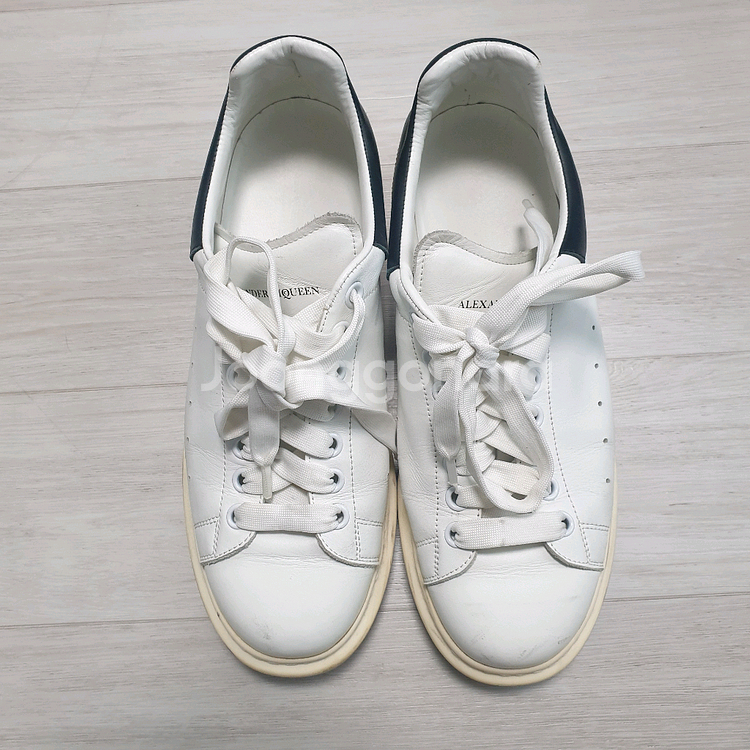 알렉산더 맥퀸 오버솔 스니커즈 42.5 국내 270 275사이즈--1