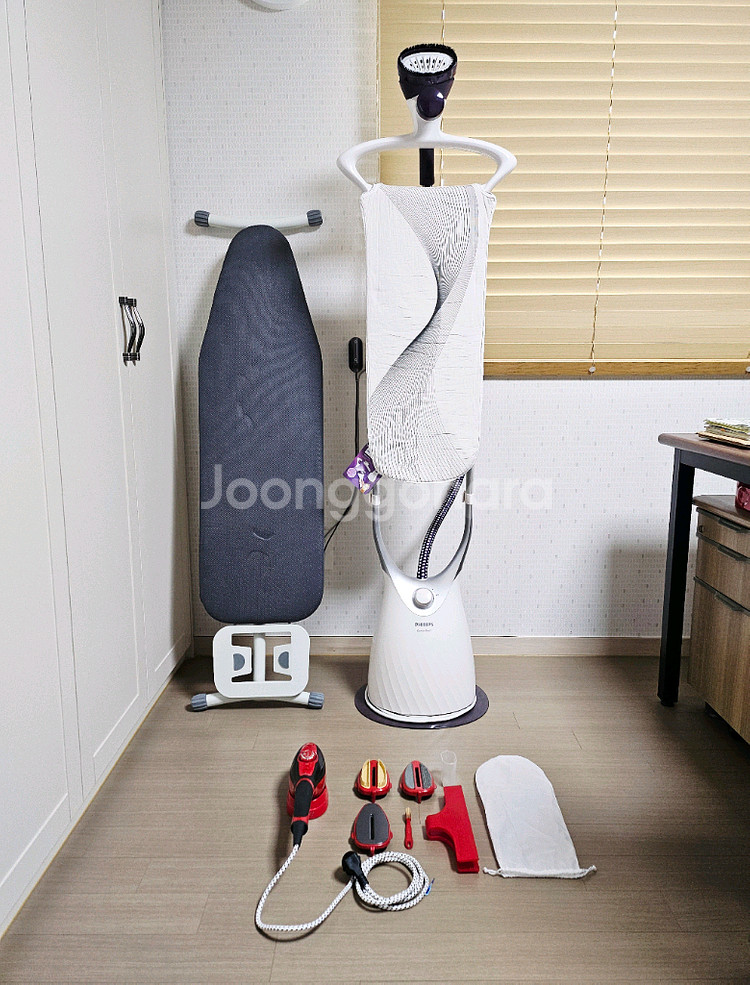 필립스 스팀다리미 GC557, 스팀큐 스팀다리미, 한샘 스탠드 다리미판 판매합니다.--0