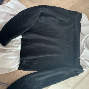 페이지유 오드리 셔츠니트