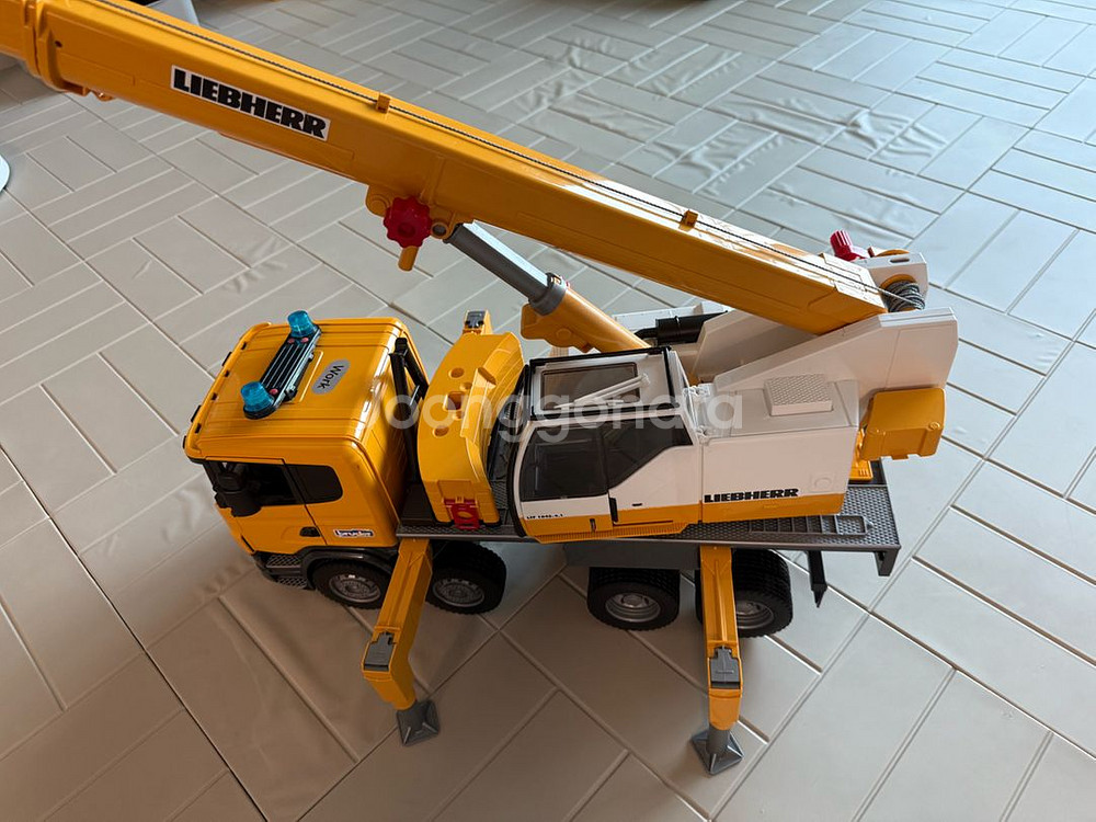 브루더 스카니아 크레인 판매--1