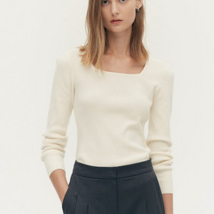 시에 슈어 스퀘어넥 니트 아이보리