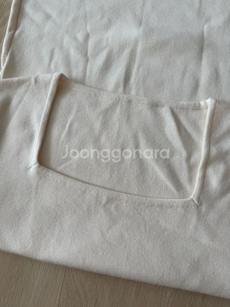 시에 슈어 스퀘어넥 니트 아이보리--4