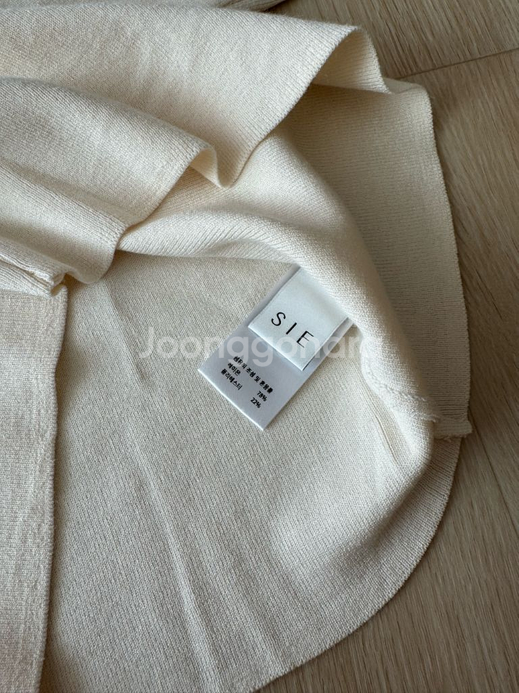 시에 슈어 스퀘어넥 니트 아이보리--3