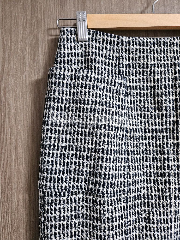 한섬 타임 포켓 트위드스커트--2