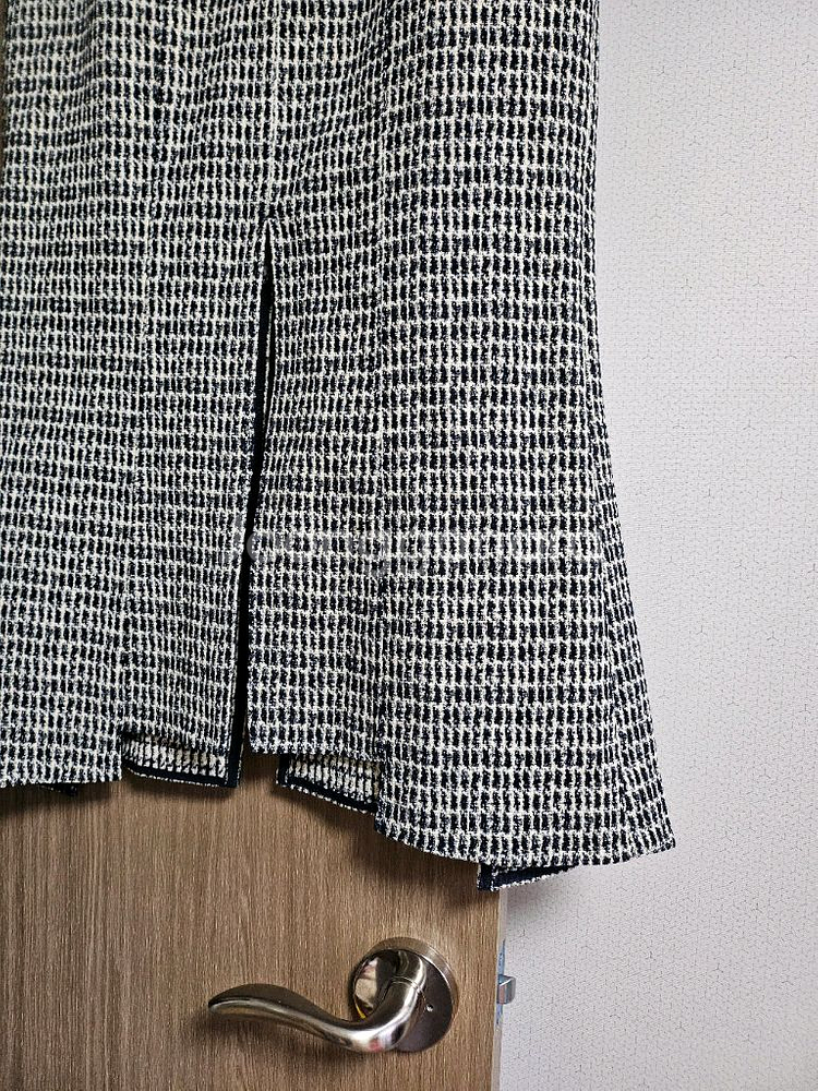 한섬 타임 포켓 트위드스커트--4