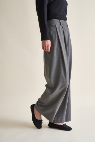 새상품) 제평 베르띠 BERTI 플리츠 핀턱 스트레이트 울 팬츠 와이드 슬랙스 바지 그레이--1