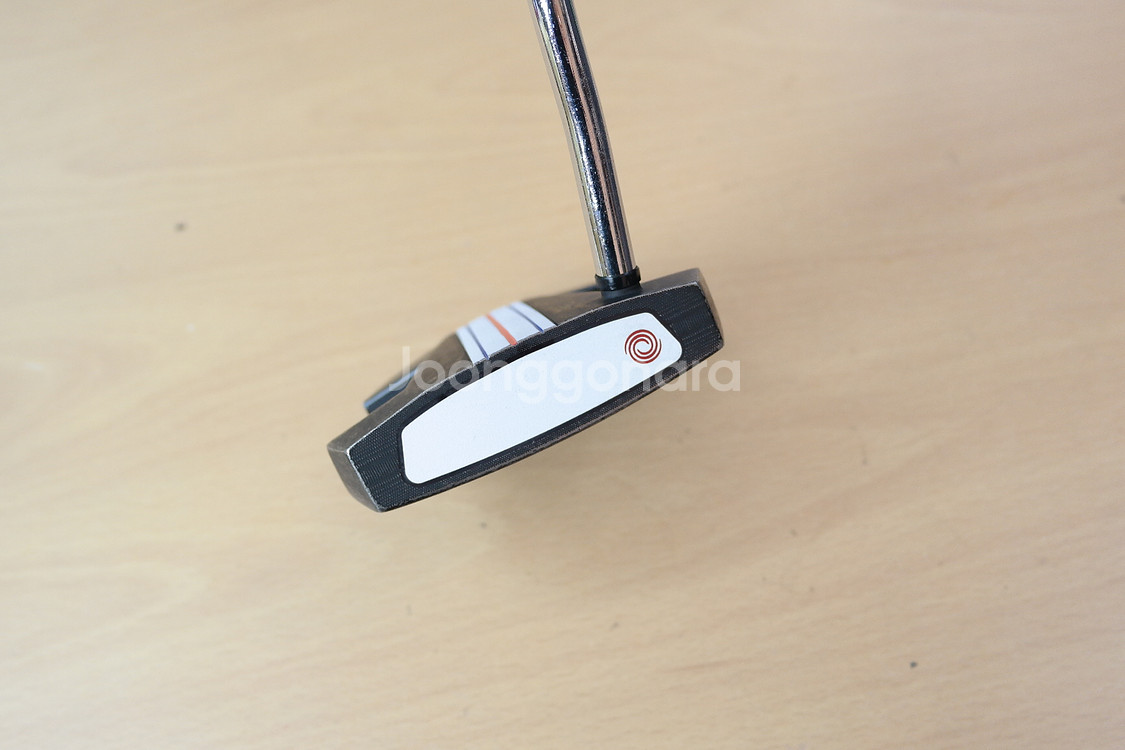 오디세이 트리플트랙 일레븐 32인치 퍼터--1