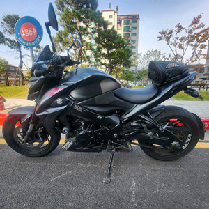 스즈키 스트릿스포츠 오토바이