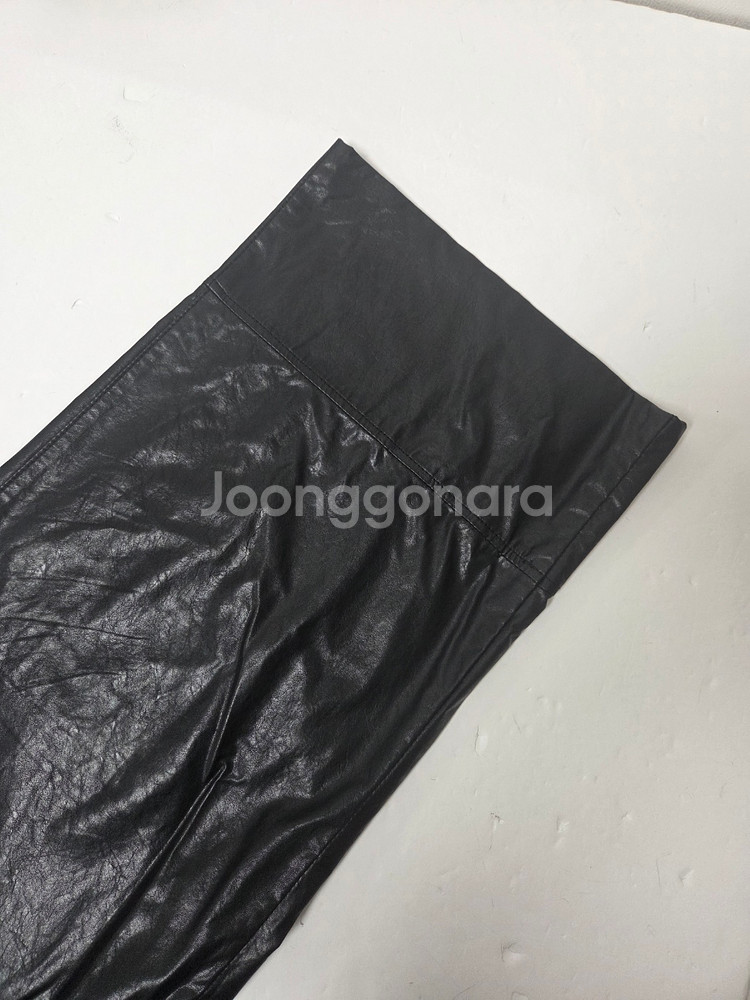 럭키슈에뜨 페이크 레더 와이드 팬츠 블랙(M)--2