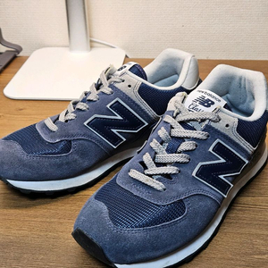 뉴발란스 574 네이비 260
