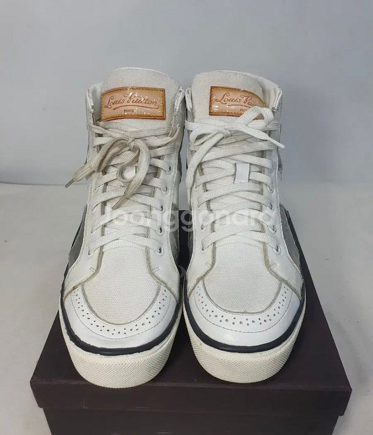[정품] 루이비통 모노그램 하이탑 레더 스니커즈 265--0