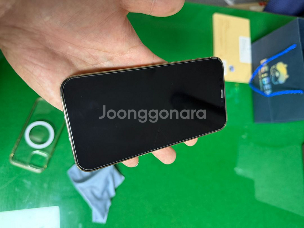 * 아이폰12프로 256 골드 S급 37만 급처합니다.--7