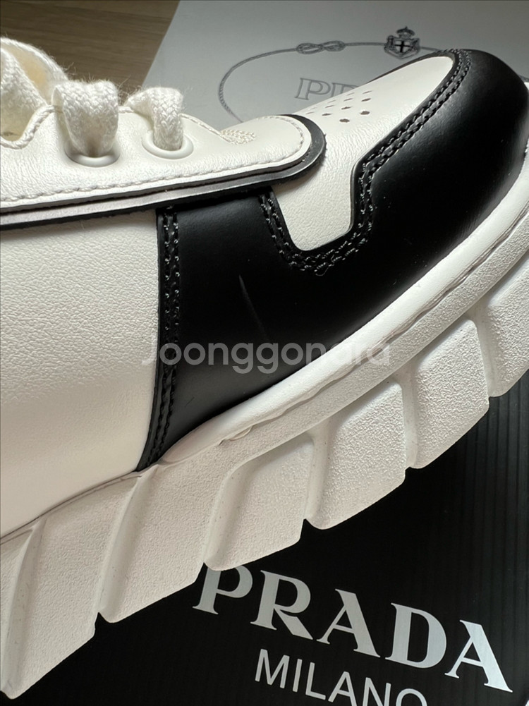 프라다 남성 스니커즈 운동화 2EE378 화이트/블랙 9--7