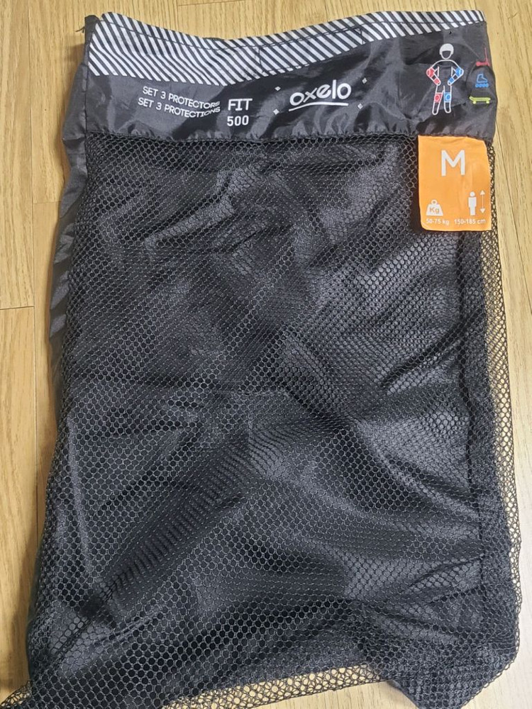 데카트론 오셀로 핏5 인라인스케이트+헬멧MF500+보호대 세트 팝니다.(240-260mm) 이미지