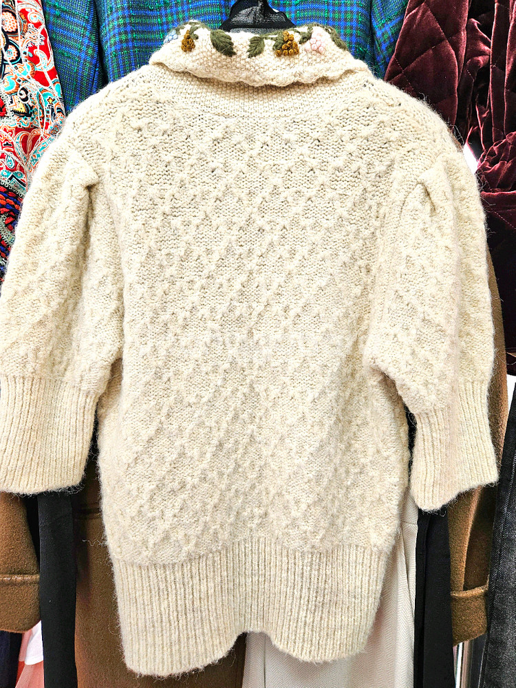 자라 자수 앙고라 니트--1