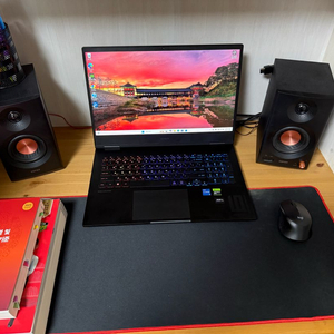 hp 오멘16 게이밍 노트북 팝니다.