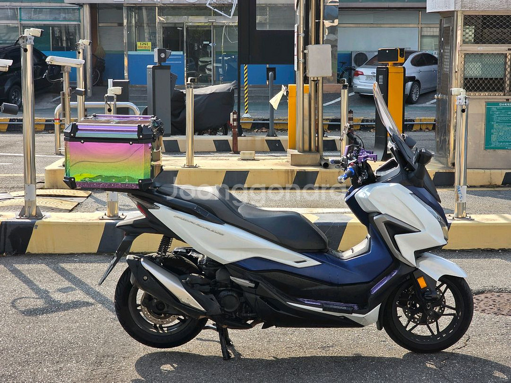 21년식 포르자350 안개등구변 7만키로--3