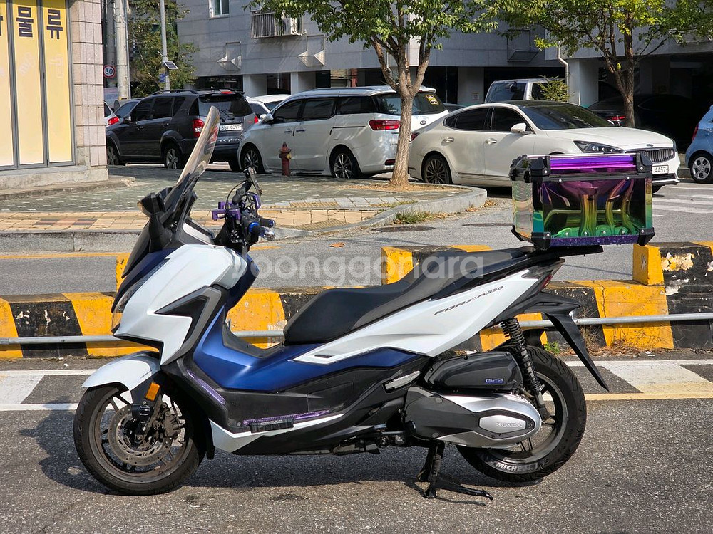 21년식 포르자350 안개등구변 7만키로--7