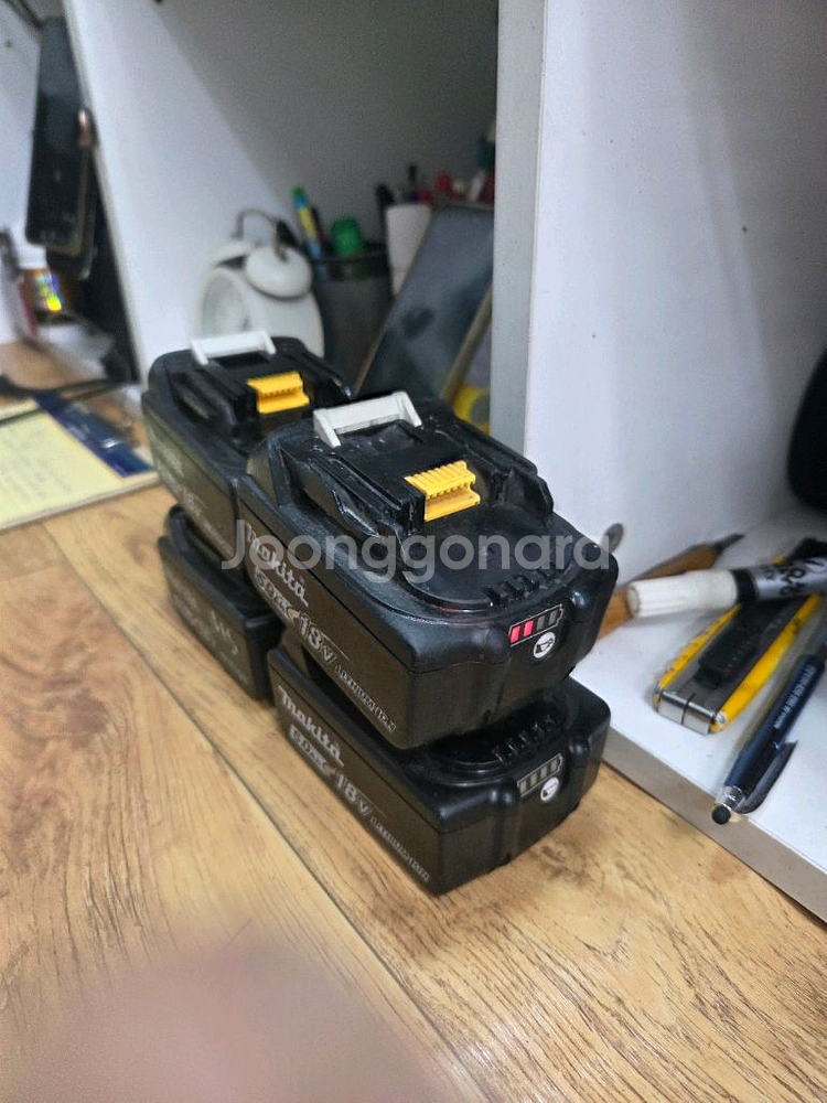 마끼다배터리부품용.4개일괄--2