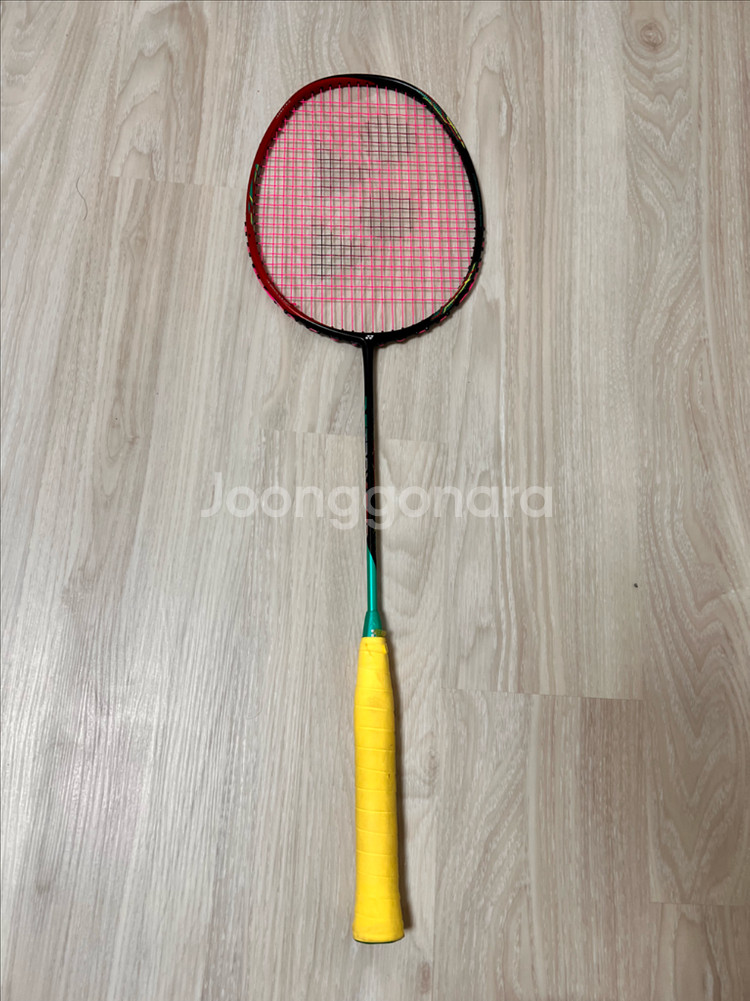 요넥스 아스트록스 68D 배드민턴 라켓--0