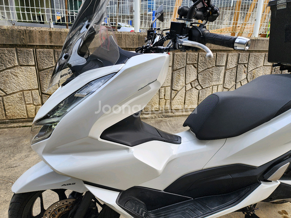 23년식 혼다 PCX 125 ABS 화이트 판매--7