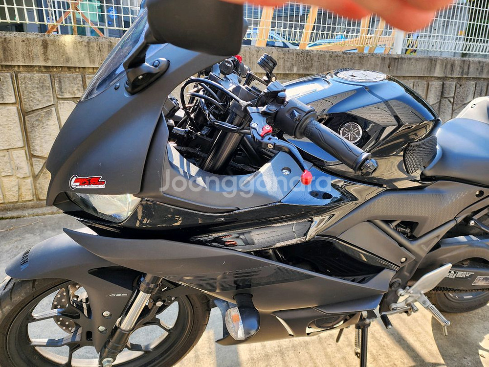 20년식 야마하 YZF-R3 블랙 판매--7
