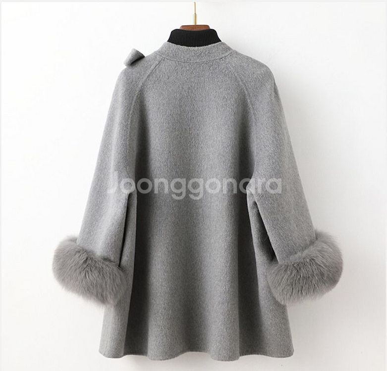 100프로울코트 폭스퍼 탈부착가능 프리사리즈 코트--1