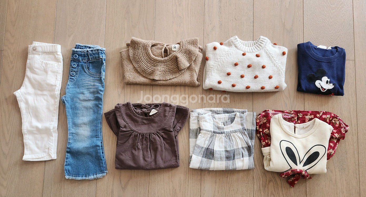 24M정도 여아 원피스, 니트, 청바지 등 일관--0