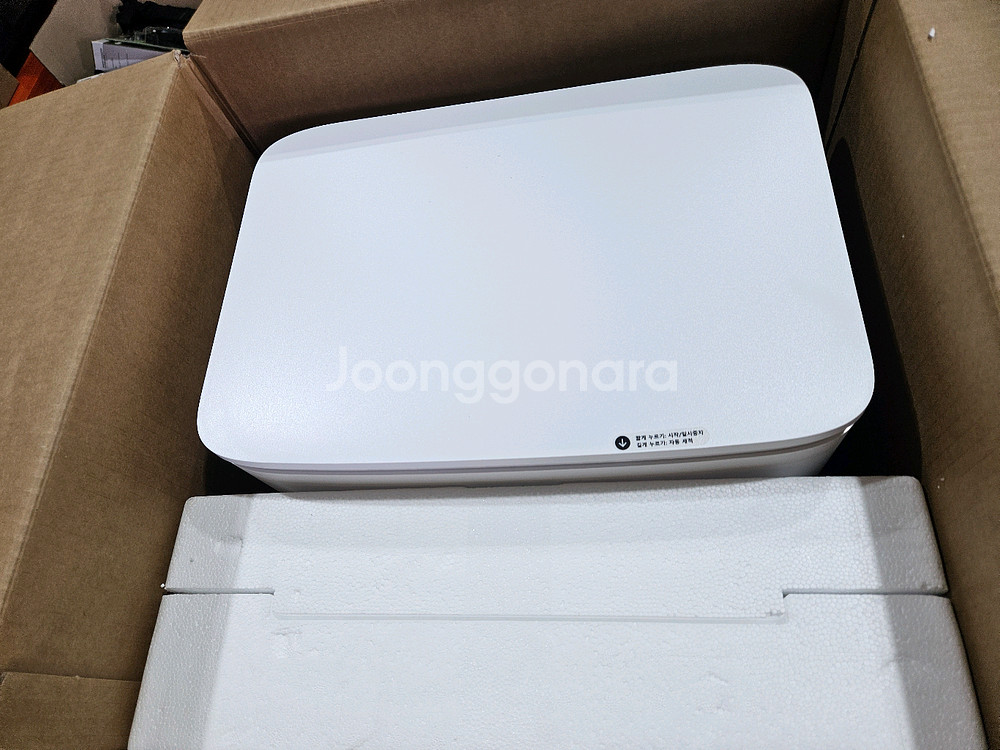 에코백스 디봇 T30S pro 로봇청소기 화이트--1