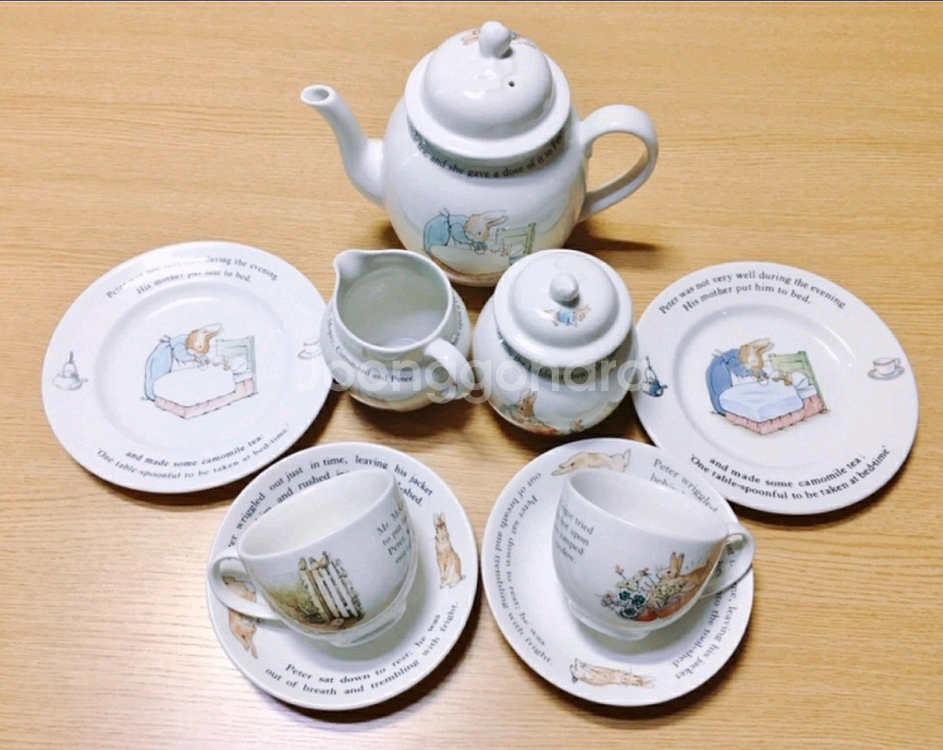[일괄 택포]영국 빈티지 웨지우드 피터래빗 티세트 티팟 커피잔 크리머 슈가볼 접시--0