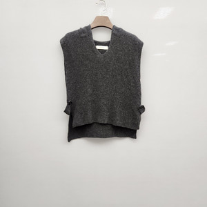 아이잗바바 니트 후디 베스트 조끼