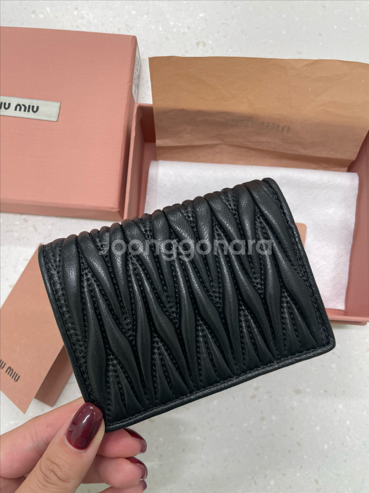 미우미우 마테라쎄 카드지갑 새상품--5
