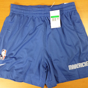 NBA 나이키 댈러스 농구복 반바지 xl사이즈 팝니다. 새제품