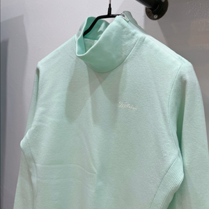 (66/m) 타이틀리스트 피스타치오 사선집업 하이브리드 언발 방풍니트웨어