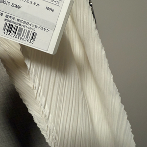 플리츠 플리즈 스카프 화이트