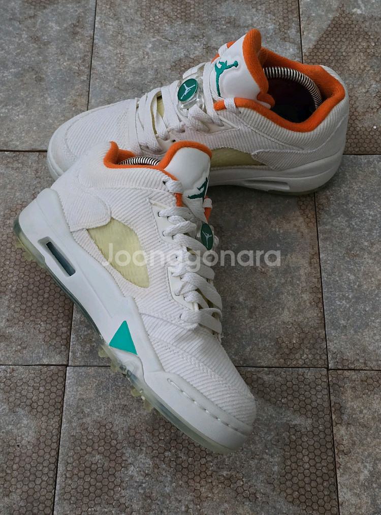 (230)나이키 에어 조던 5 로우 럭키 앤 굿 골프화--3