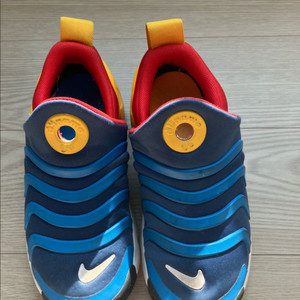 다이나모 운동화 200사이즈