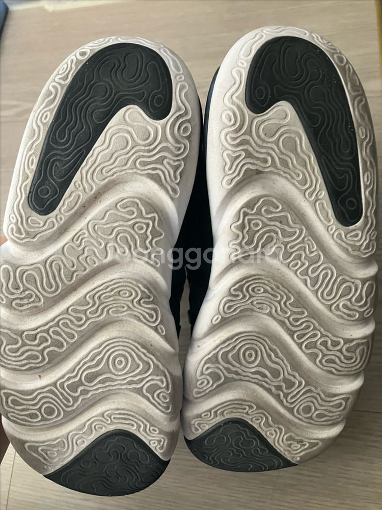 다이나모 운동화190사이즈--1