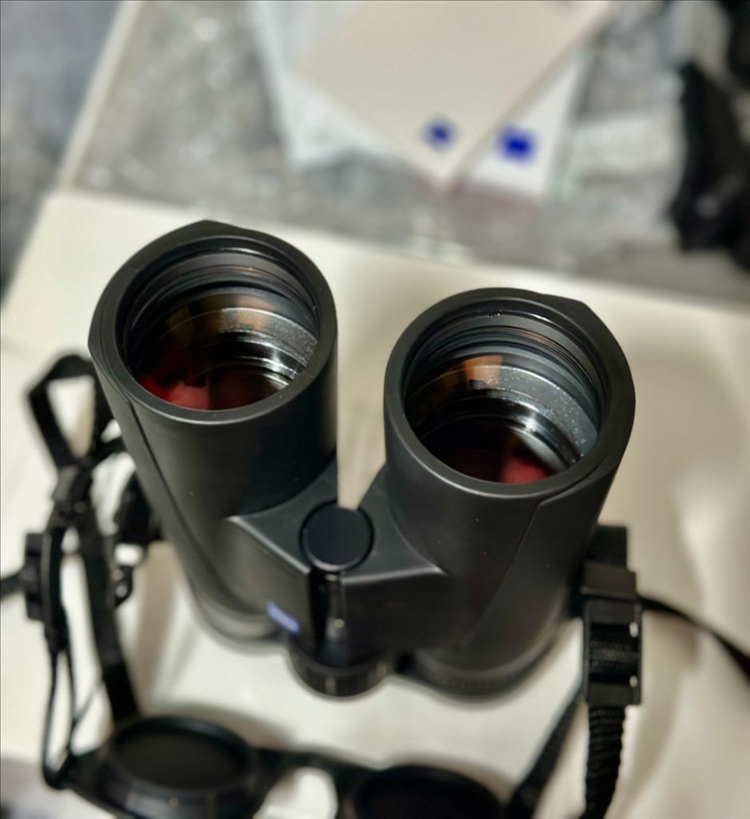 자이스 콘퀘스트 HD 10x42 쌍안경 풀박스--3