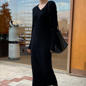 하우스제이 블랙 골지 니트 원피스